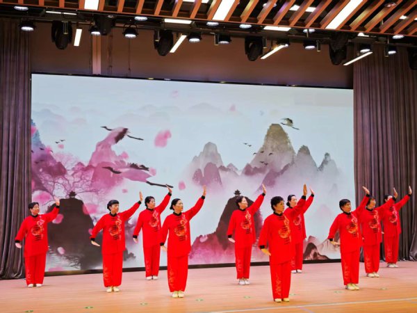 上海技击联赛太极拳弃取赛举行 虞定海九段命令绽放处方轨制早日破冰